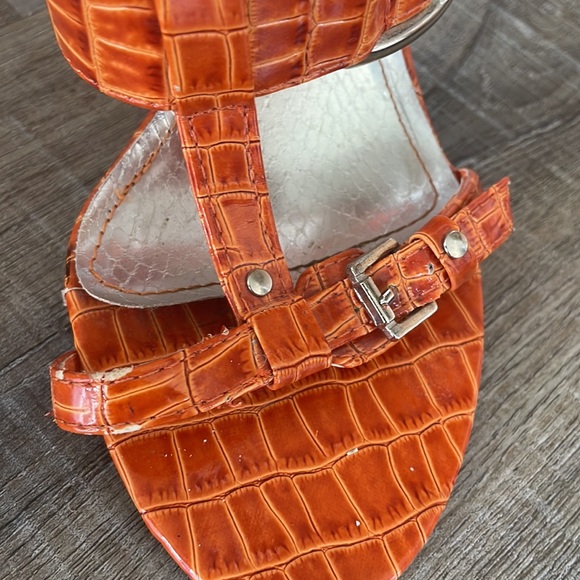 Bright Orange “snakeskin heels” - Picture 4 of 7